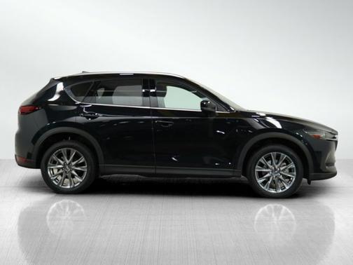 2021 Mazda CX-5 Signature
