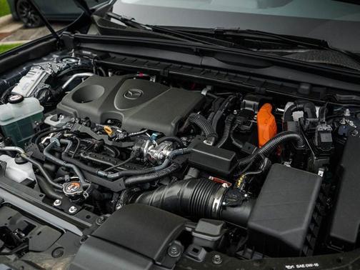 2025 Mazda CX-50 Hybrid Premium Package