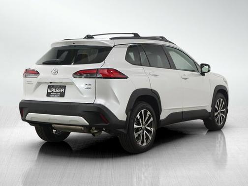 2025 Toyota Corolla Cross XLE
