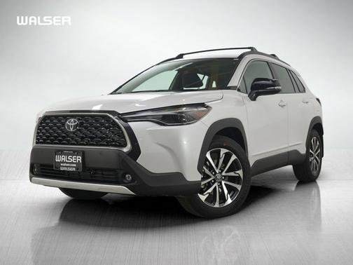 2025 Toyota Corolla Cross XLE