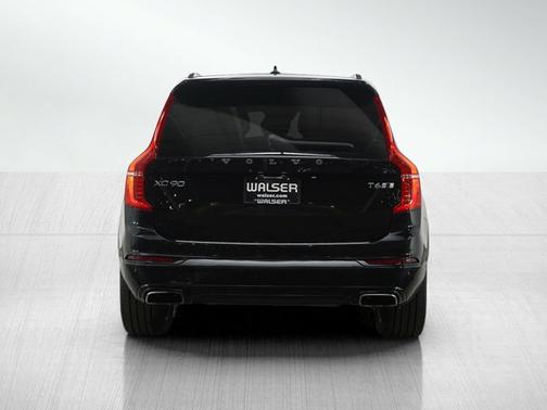 2019 Volvo XC90 T6 R-Design