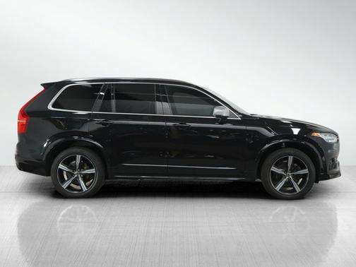 2019 Volvo XC90 T6 R-Design