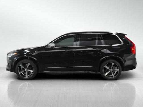 2019 Volvo XC90 T6 R-Design