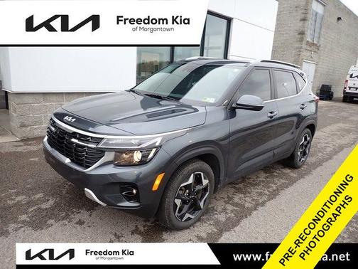 Gray 2024 Kia Seltos EX