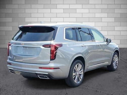 2025 Cadillac XT6 Premium Luxury FWD