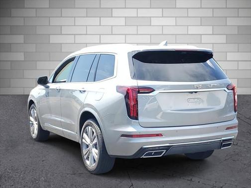 2025 Cadillac XT6 Premium Luxury FWD