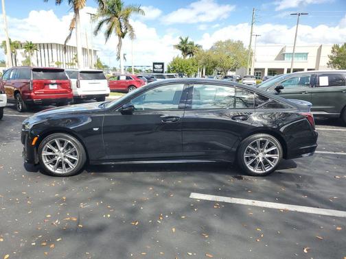 2023 Cadillac CT5 Sport