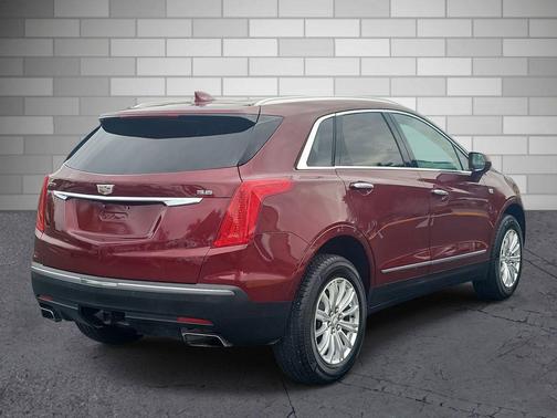 2017 Cadillac XT5 Base