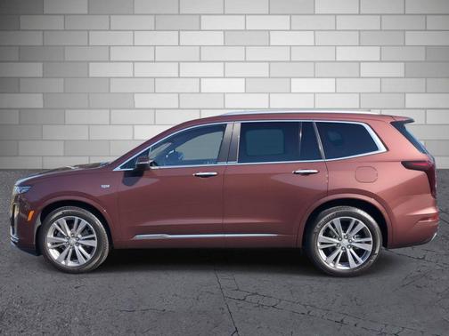 2022 Cadillac XT6 Premium Luxury FWD