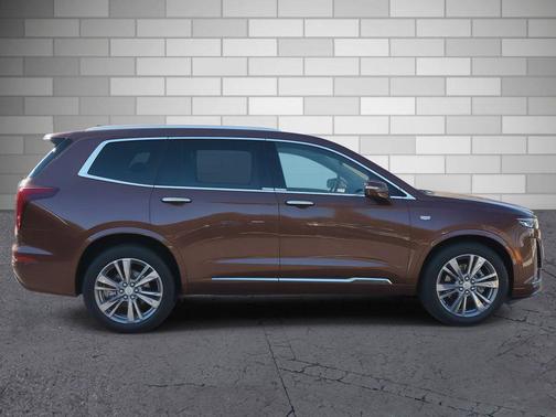 2022 Cadillac XT6 Premium Luxury FWD