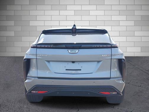 2026 Cadillac LYRIQ V Premium