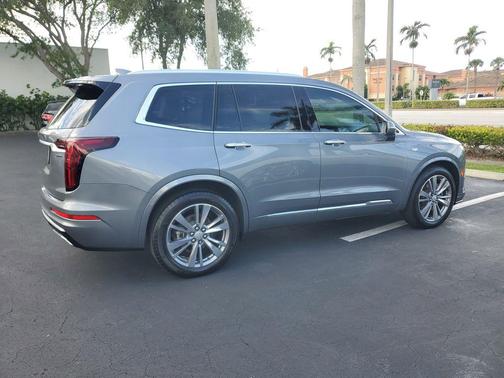 Satin Steel Metallic 2020 Cadillac XT6 Premium Luxury FWD