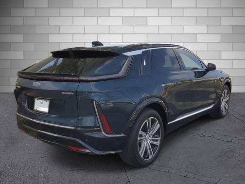 2024 Cadillac LYRIQ Luxury