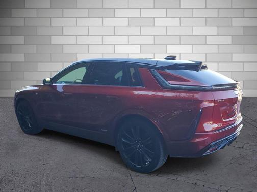 2026 Cadillac LYRIQ V Premium