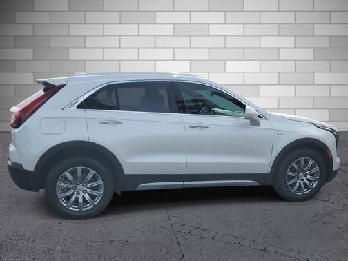 2020 Cadillac XT4 Premium Luxury