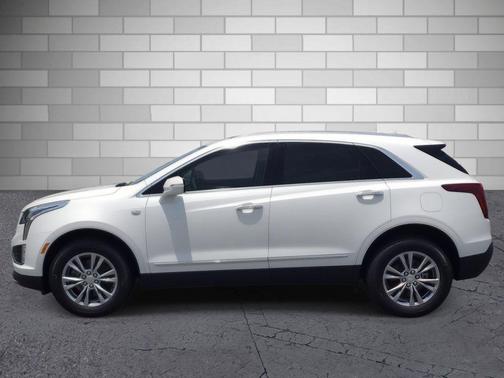 Crystal White Tricoat 2023 Cadillac XT5 Premium Luxury