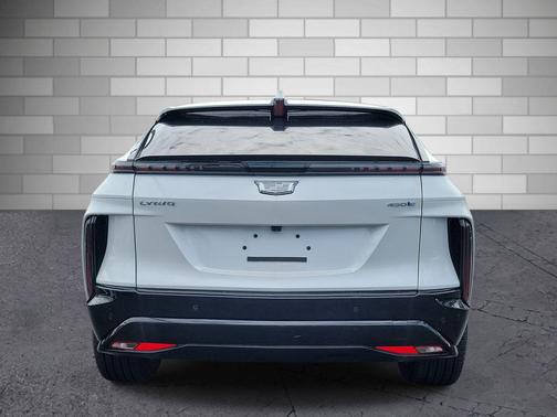 2025 Cadillac LYRIQ Sport