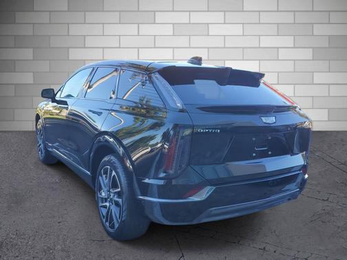 2025 Cadillac OPTIQ Sport 2 AWD