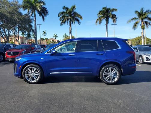 2023 Cadillac XT6 Premium Luxury AWD