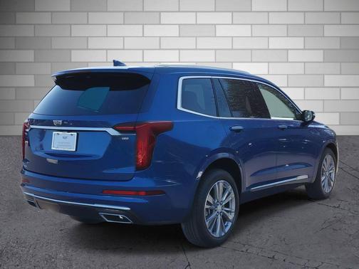 2023 Cadillac XT6 Premium Luxury AWD