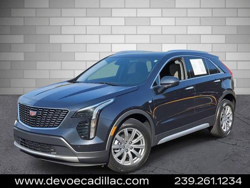 2023 Cadillac XT4 Premium Luxury