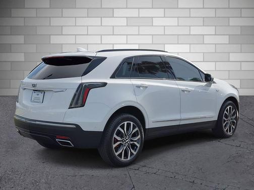 2023 Cadillac XT5 Sport