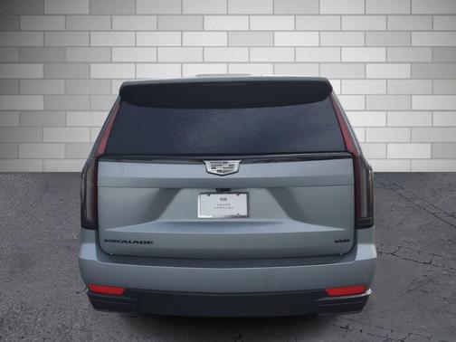 Argent Silver Metallic 2023 Cadillac Escalade Sport