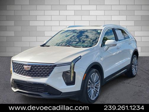 2024 Cadillac XT4 Premium Luxury