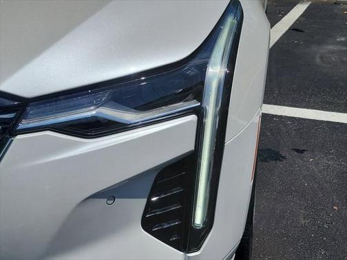 2025 Cadillac CT4 Premium Luxury RWD