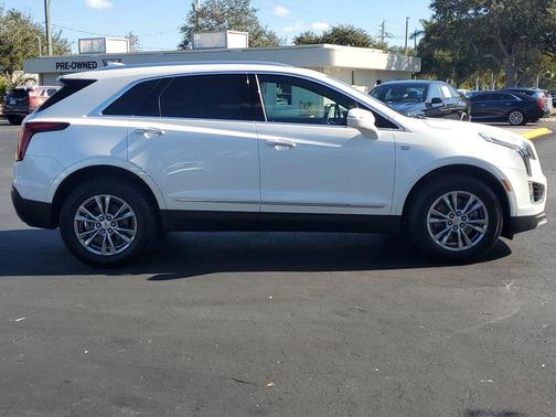 2023 Cadillac XT5 Premium Luxury