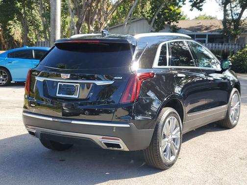 2025 Cadillac XT5 Premium Luxury
