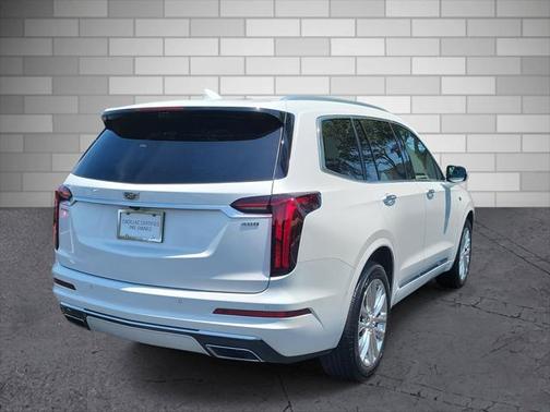 2023 Cadillac XT6 Premium Luxury FWD