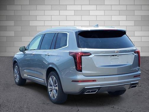 2025 Cadillac XT6 Premium Luxury FWD