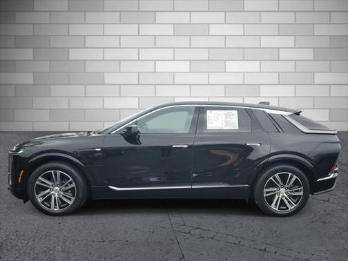 2024 Cadillac LYRIQ Luxury w/1SD