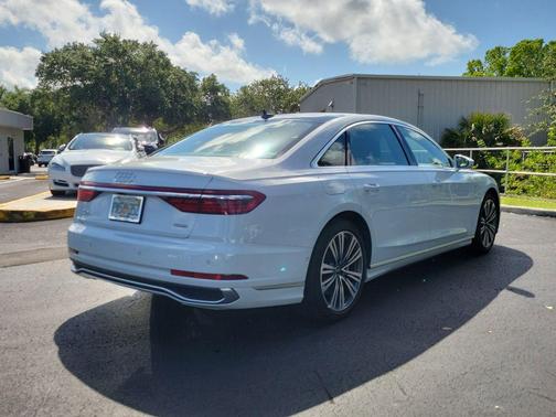Glacier White Metallic 2023 Audi A8 L 55 TFSI quattro Tiptronic