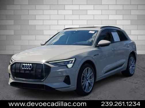 2021 Audi e-tron Prestige