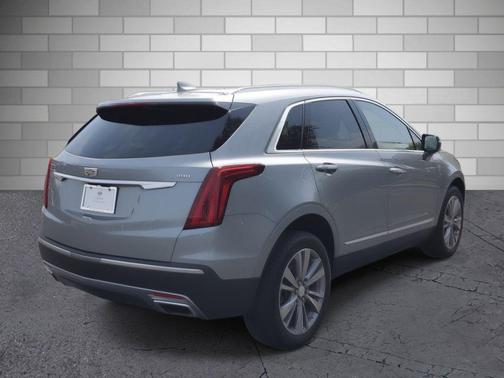 Argent Silver Metallic 2023 Cadillac XT5 Premium Luxury