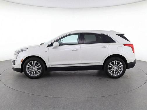 Crystal White Tricoat 2023 Cadillac XT5 Premium Luxury