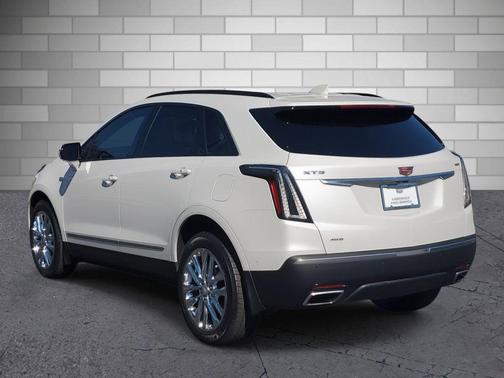 2023 Cadillac XT5 Sport