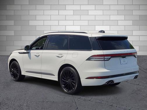 Pristine White Metallic Tri-Coat 2025 Lincoln Aviator Reserve AWD