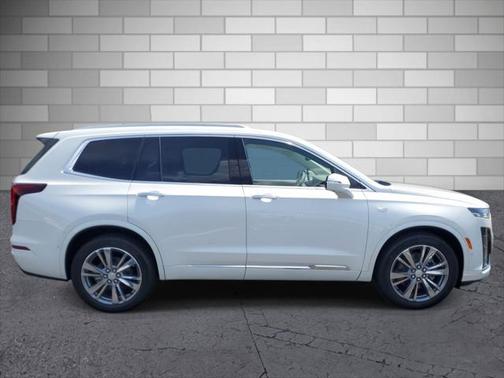 2025 Cadillac XT6 Premium Luxury FWD