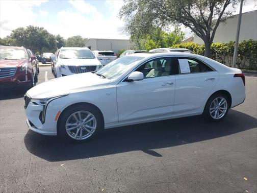2024 Cadillac CT4 Luxury
