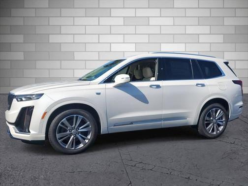 2025 Cadillac XT6 Premium Luxury FWD