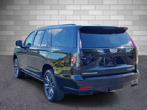 2023 Cadillac Escalade ESV Sport Platinum