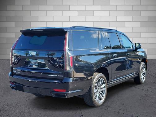2023 Cadillac Escalade ESV Sport Platinum