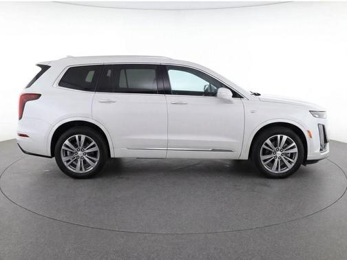 Crystal White Tricoat 2024 Cadillac XT6 Premium Luxury FWD