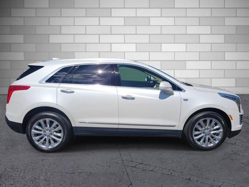 2018 Cadillac XT5 Platinum