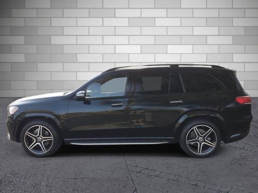 BLACK 2022 Mercedes-Benz GLS 450 4MATIC