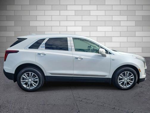 2022 Cadillac XT5 Premium Luxury