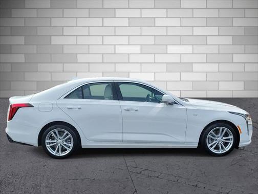 2024 Cadillac CT4 Luxury